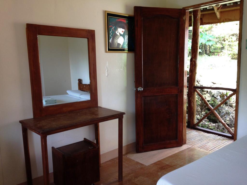 Hilltop Cottages Loboc Exteriör bild